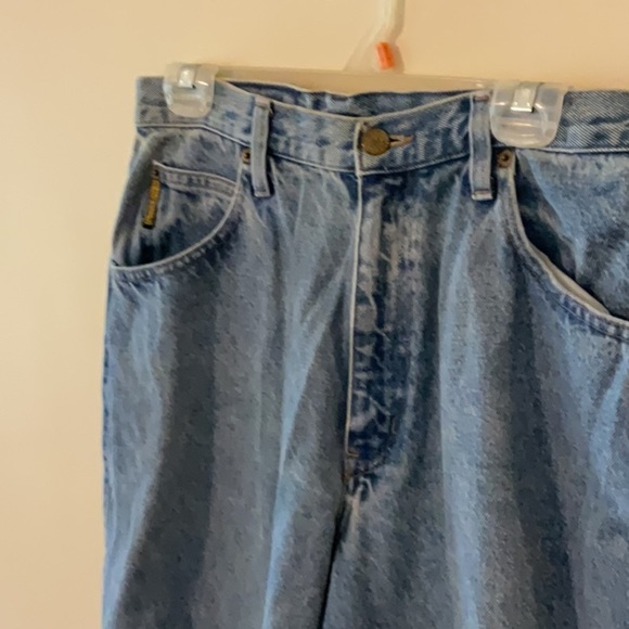 Authentic Vintage Armani Jeans Light Blue Relaxed Fit - Picture 2 of 11